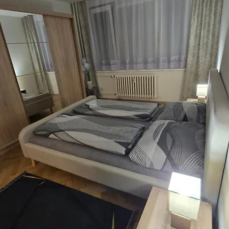 Petzvalova 51 Apartman *